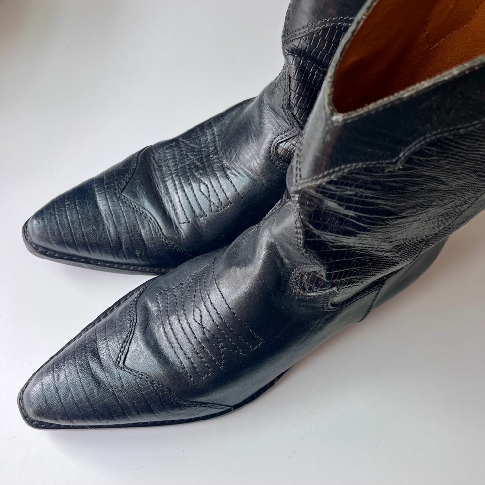Vintage Black Sabree Cowboy Boots, Size 8 - Picture 4 of 16